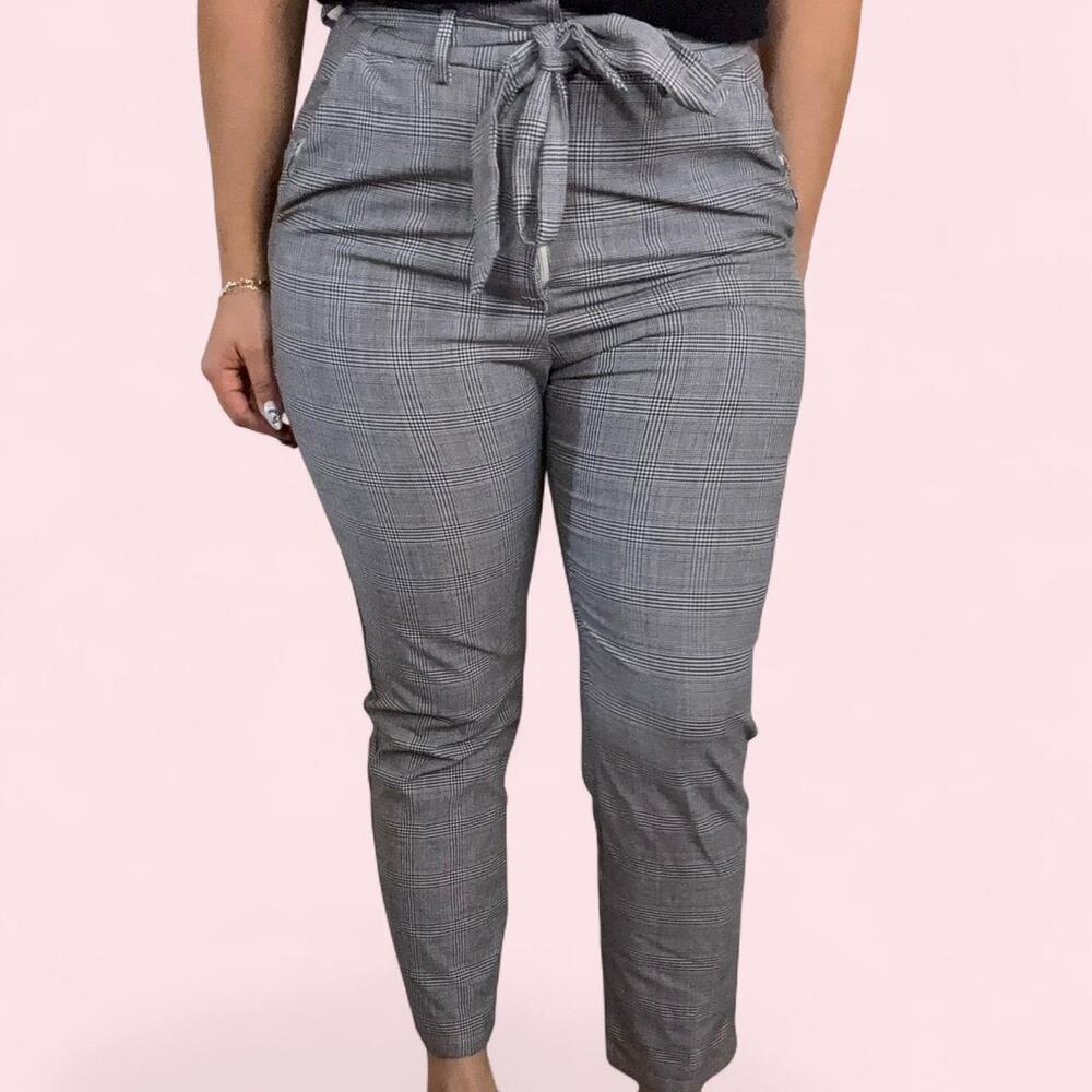 High waisted grey plaid pants with